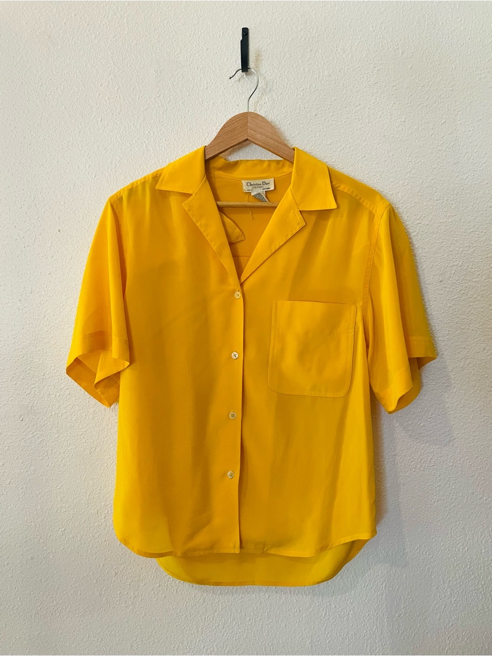 Dior Chemises Bright Yellow Short-Sleeve Camp-Style Button Down Blouse Vintage 8